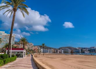 VIVIR EN CULLERA (VALENCIA) CON DOS TERRAZAS Y A SOLO 8 MINUTOS ANDANDO DE LA PLAYA.
